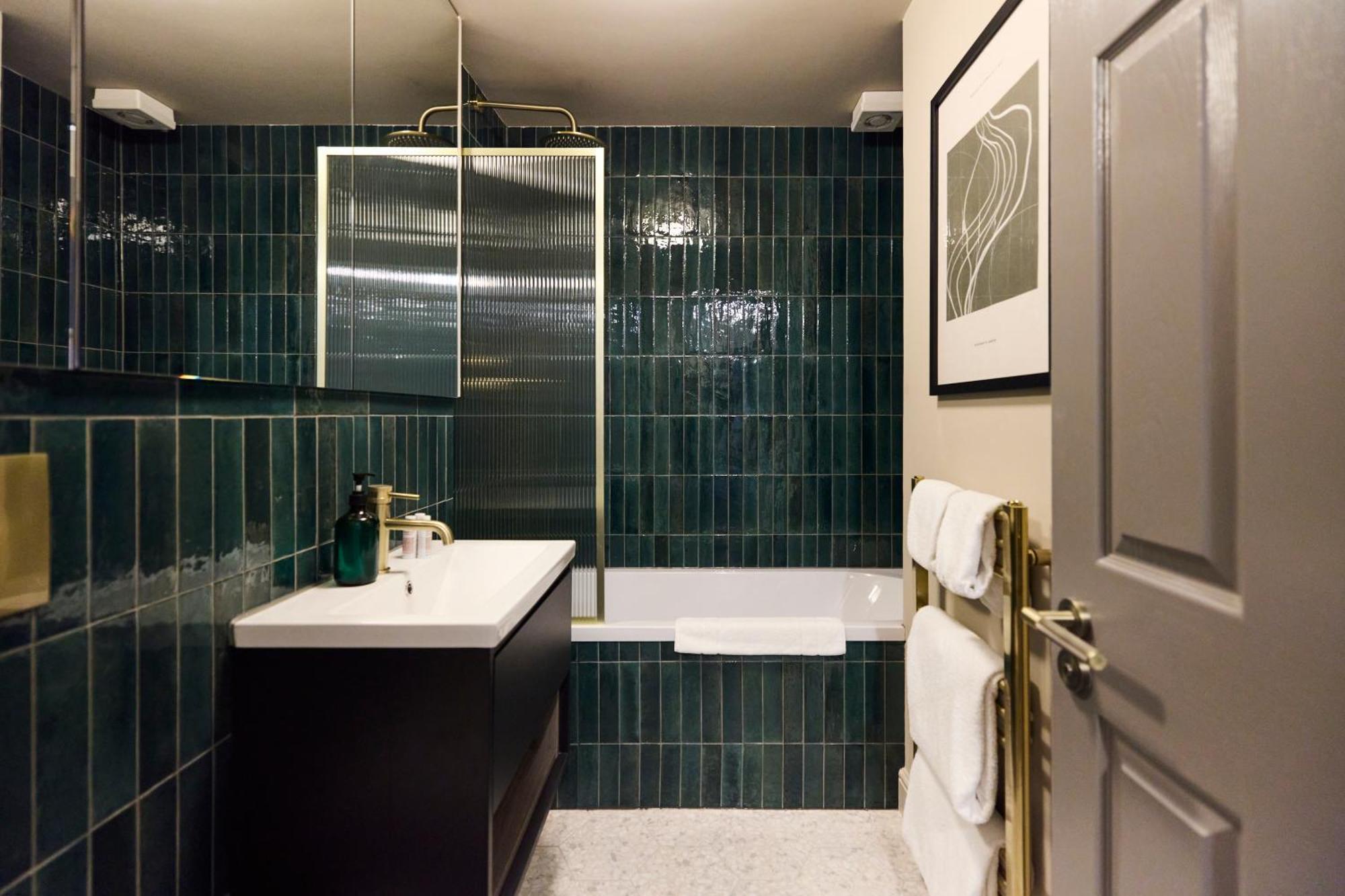 The Twickenham Wonder - Lovely 1Bdr Flat With Parking Exterior foto
